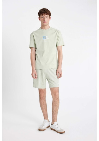 DeFacto Slim Fit Dar Kesim Dar Paça Şort A3893AX24HSGN1181