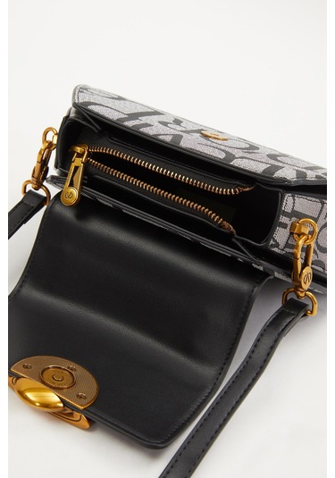 Siyah Kumaş Görünümlü El Çantası Siyah