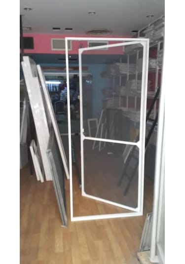 Menteşeli Açılır Kapı Pencere Sineklik