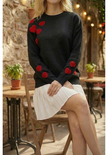 Sayzen Your Shine Kalp Nakışlı Basic Kadın Kazak Tyc78b078cf67382cd7ae1700 Siyah