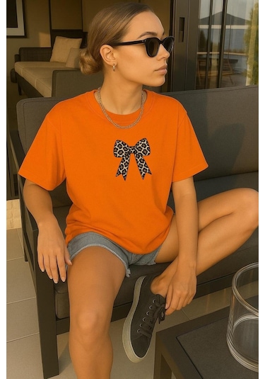 Leopar Desenli Kurdela Baskılı Oversize Tişört Turuncu