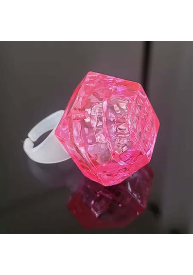 Kristal Tasarımlı Led Glow Işıklı 3 Modlu Pembe Yüzük 3.5 X 5 Cm Çok Renkli