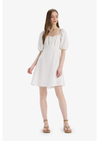 DeFacto Kare Yaka Keten Karışımlı Kısa Kollu Midi Yazlık Elbise E0896AX25SMWT32