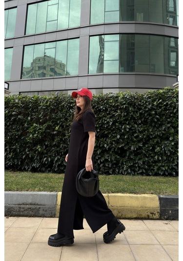 Kadın Siyah Polo Yaka, Kısa Kol, Yırtmaçlı, Basic Model, Uzun Salaş Elbise Siyah