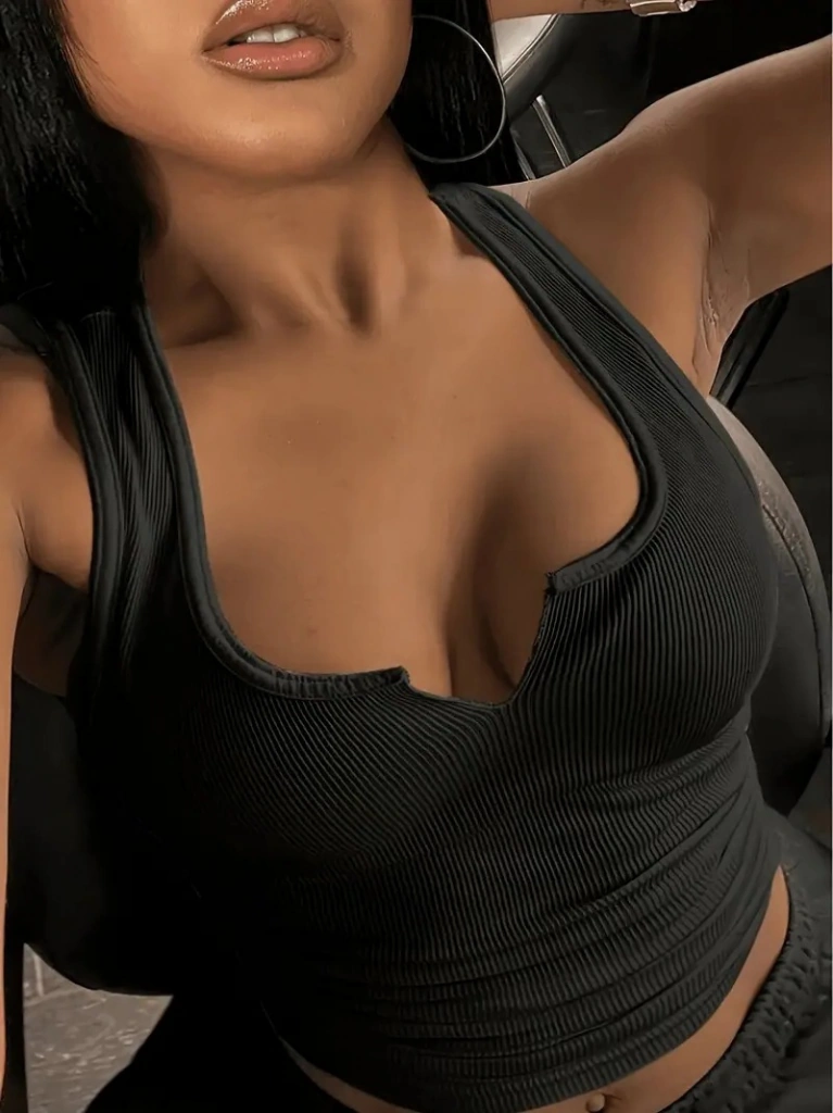 Nova Bazaar Kadın Kolsuz V Yakalı Kaşkorse Bluz Siyah