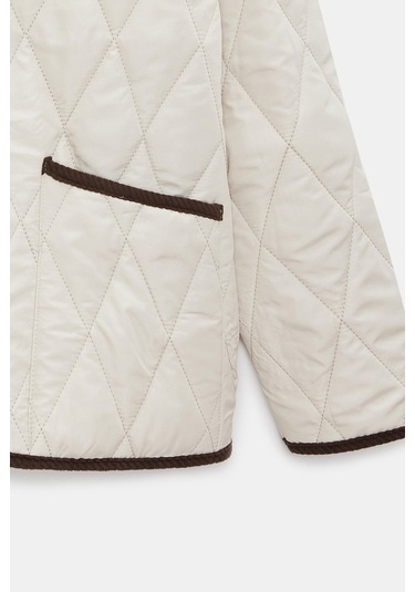 Sââde Kadın Relax Fit Kadife Yaka Biye Detaylı Kapitone Mont - Heritage Ekru Sââde Kadın Relax Fit Kadife Yaka Biye Detaylı Kapitone Mont - Heritage Ekru