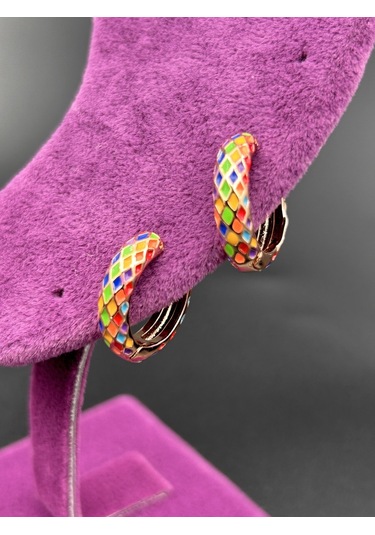 Çelik Mineli Desenli Kadın Halka Gold Küpe Günlük Gold