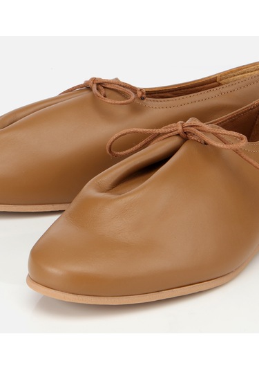 Hotiç Kadın Deri Açık Kahverengi Yumuşak Bağcıklı Babet 01ayh315430a340 01ayh315430a340 Kahverengi