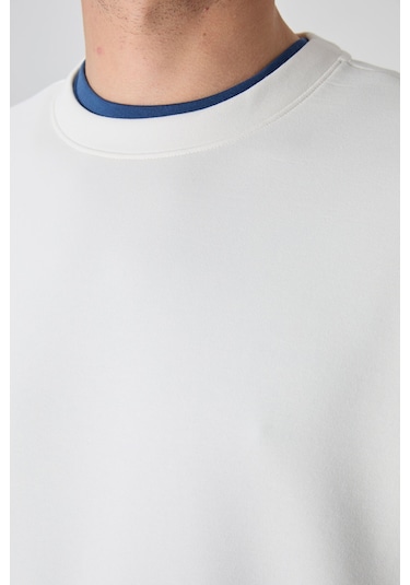 Tommy Life Ekru Basic O Yaka Rahat Form Erkek Sweatshirt - 88053 Ekru