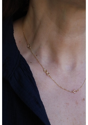 14 Ayar Altın Sıralı Kalp Ve Kurdeleli Kolye Sarı Altın