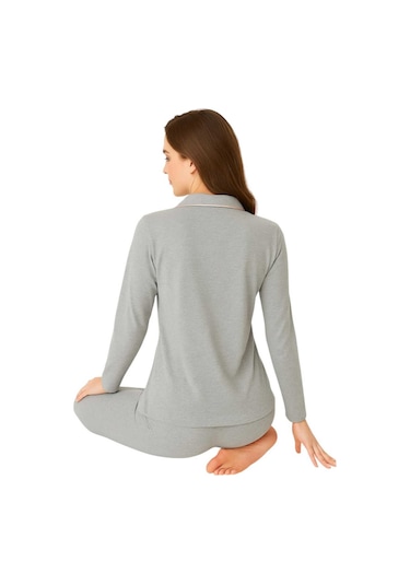 Gri Renk Uzun Kol Önden Düğmeli Pijama Takımı Gri