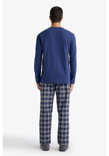 Defacto Pijama Takımı Regular Fit Uzun Kollu Üst Kareli Uzun Alt D0040ax25wnnv42 Lacivert Defacto Pijama Takımı Regular Fit Uzun Kollu Üst Kareli Uzun Alt D0040ax25wnnv42 Lacivert