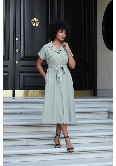 Kadın İpeksi Modal Kumaş Yakalı Düşük Omuzlu Apoletli Yan Cepli Kemerli Diz Altı Boy Uzun Elbise-açık Haki A.haki Kadın İpeksi Modal Kumaş Yakalı Düşük Omuzlu Apoletli Yan Cepli Kemerli Diz Altı Boy Uzun Elbise-açık Haki A.haki