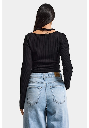 Itsbasic Kadın Siyah W5 Asimetrik Kesim Özel Tasarım Crop Top