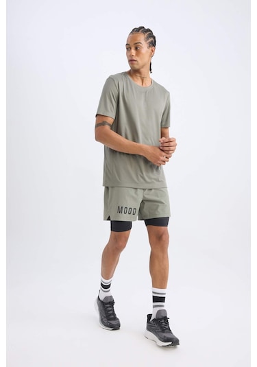 DeFactoFit Slim Fit Dar Kesim Fermuarlı Telefon Cepli Sporcu Taytlı Şort Z2147AZ25SPKH457