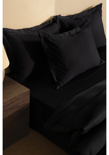 Puffy Andra Çift Kişilik Saten Nevresim Takımı - Siyah Siyah