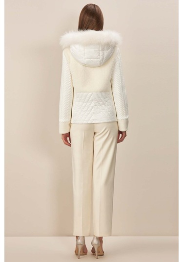 Kapüşonlu Ekru Dokuma Mont Ekru