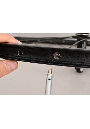 Unıor Kare Kesitli Jant Teli Başı Lokma Tornavida1751/2Q Siyah