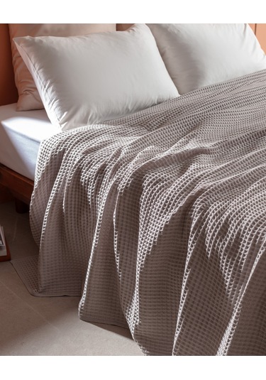 Avril Çift Kişilik Pamuklu Ecocell Düz Pike - Soft Mürdüm 8684427043424 Çok Renkli