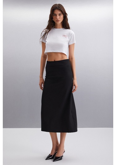 MORAN  Kadın %100 Pamuk Beyaz - Kırmızı Baskılı T-Shirt