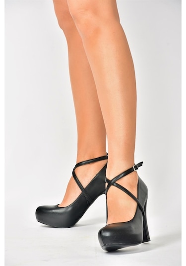 Fox Shoes Siyah/Platin Platform Topuklu Kadın Ayakkabı M348007609