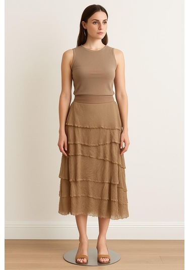 İtalyan 2 Beden Ince Gösteren Kat Kat Ipek Etek & Straplez Elbise Camel