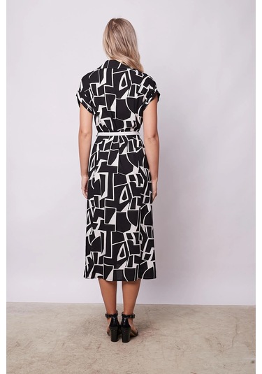 Kadın Desenli Yakalı Düşük Omuzlu Duble Kol Kemerli Midi Boy Elbise Deri Kemer Dahil -siyah Desen Siyah Dsn.