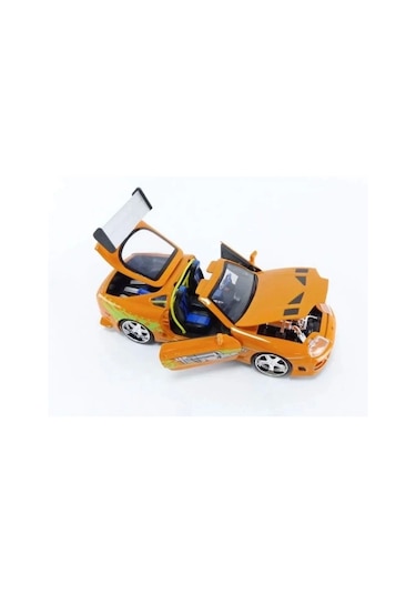 Jada 1:24 Diecast 1995 Toyota Supra Brian O'conner Figürü