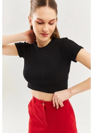 Kadın Kısa Kol Bisiklet Yaka Vücuda Oturan %100 Pamuklu Kaşkorse Esnek Crop Bluz Siyah