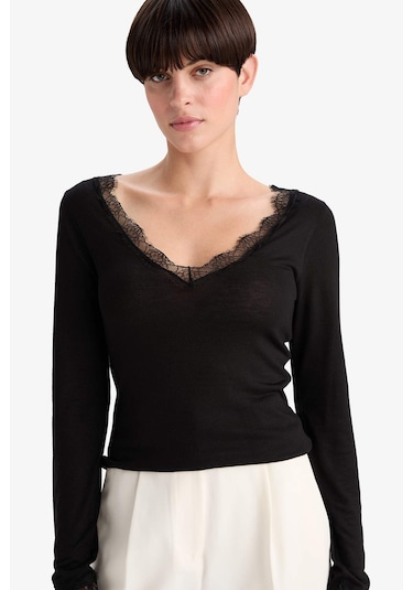 Defacto Modal Kaşmir Yumuşak Dokulu Dantelli Uzun Kollu Üst-fall İn Love F3168ax25aubk81 SIYAH Defacto Modal Kaşmir Yumuşak Dokulu Dantelli Uzun Kollu Üst-fall İn Love F3168ax25aubk81 SIYAH