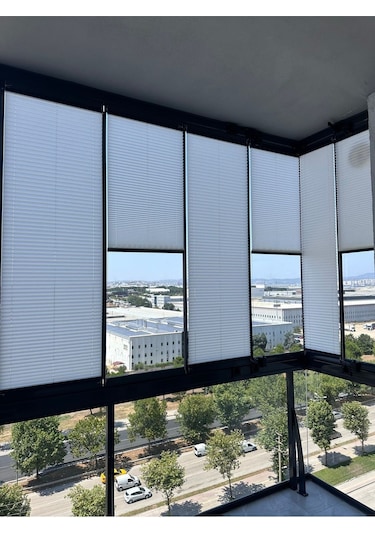 Blind-x Beyaz Plise Katlanır Cam Balkon Perdesi, Ofis Perdesi, Mutfak Perdesi, Salon Perdesi