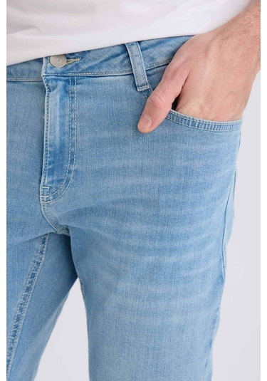 DeFacto Carlo Skinny Fit Ekstra Dar Kalıp Normal Bel Ekstra Dar Paça Jean Pantolon D0025AX25SPNM39 DeFacto Carlo Skinny Fit Ekstra Dar Kalıp Normal Bel Ekstra Dar Paça Jean Pantolon D0025AX25SPNM39