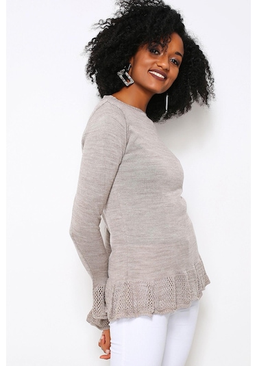 Vizon Yuvarlak Yaka, Fırfır Kol Ve Etek Ucu Detaylı, Triko Bluz Vizon