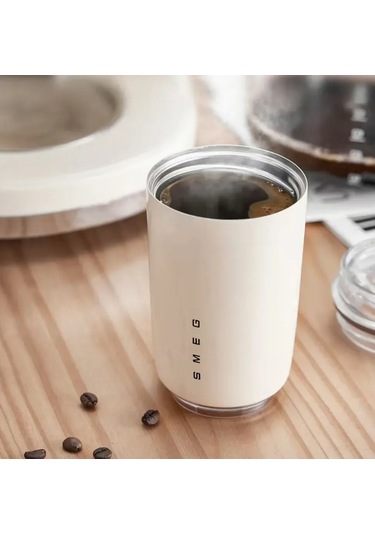 Shineyee Smeg İtalyan Üretimi 320 Ml Çift Duvarlı Paslanmaz Çelik Isı Saklama Kahve Fincanı Kapaklı Beyaz 1 Adet Beyaz Sarı
