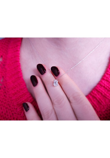 F Renk 0,70 Karat Oval Kesim Pırlanta Tektaş Kolye 0802p0027