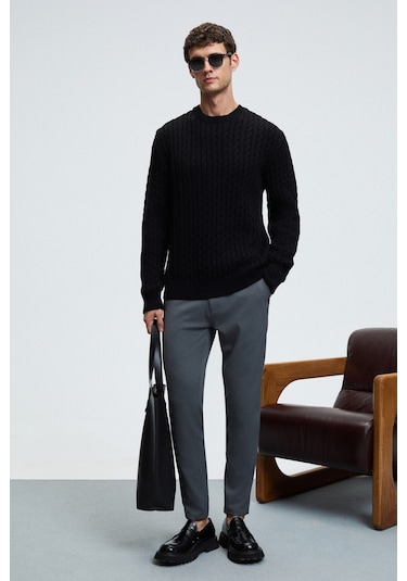 VINTLACE Erkek Yuvarlak Yaka Saç Örgü Desenli Regular Fit Triko Siyah Kazak