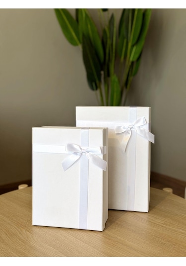 Kolix Dekoratif Beyaz Fiyonklu 2 Li Hediye Kutusu Seti Sert Mukavva Hediye Kutusu