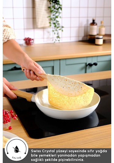 Karaca x Refika Swiss Crystal Almond Cream 22 Cm Tava Ind