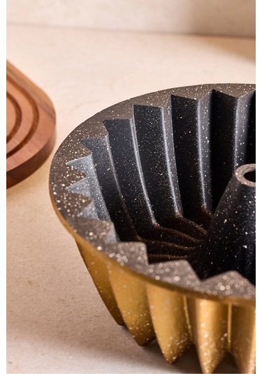 Cake Pro Döküm Yıldız Gold Kek Kalıbı Gold