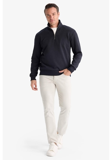 Defacto Regular Fit Dik Yaka Yarım Fermuarlı İçi Yumuşak Tüylü Basic Düz Sweatshirt X7405az25aunv91 Lacivert Defacto Regular Fit Dik Yaka Yarım Fermuarlı İçi Yumuşak Tüylü Basic Düz Sweatshirt X7405az25aunv91 Lacivert