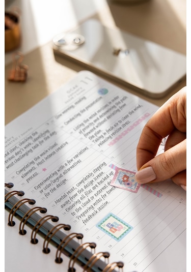 2026 Spiralli Günlük Ajanda 12 Aylık 17x24 Cm Puantiye Puantiye