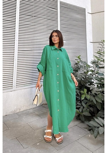 Kadın Yeşil Muslin Kumaş, Yarasa Kol, Eteği Oval, Çift Cepli, Uzun Oversize Salaş Gömlek Elbise Yeşil