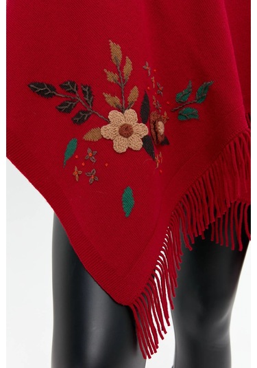Desen Triko Kadın Papatya İşlemeli Püsküllü Yün Şal 24028 K.kırmızı K.kırmızı Kırmızı