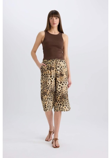 DeFacto Yüksek Esnek Belli Leopar Viskon Kapri I6823AZ25SMBK81 Siyah DeFacto Yüksek Esnek Belli Leopar Viskon Kapri I6823AZ25SMBK81 Siyah