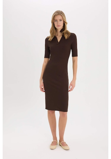 DeFacto Bodycon Vücudu Saran Polo Yaka Basic Düz Fitilli Kaşkorse Kısa Kollu Midi Elbise E6806AX25SPBN267