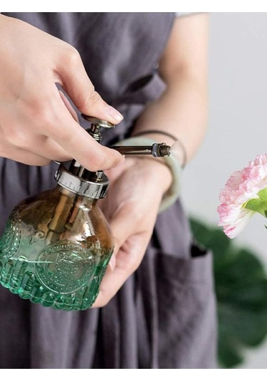 Şık Tasarımlı Ev Bahçe Saksı Çiçeklerine Özel Cam Bitki Sulama Fıskiyesi Kolonya Şişesi 200 Ml Yeşil Çok Renkli