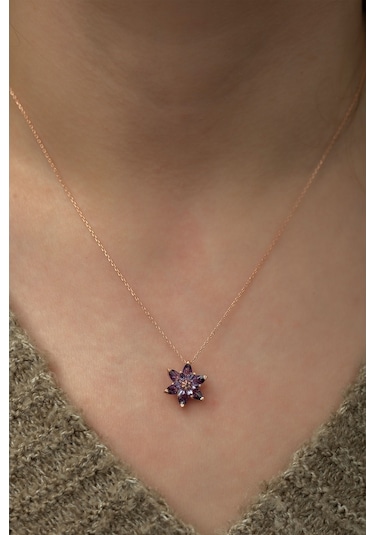 925 Ayar Gümüş Taşlı Lotus Çiçeği Kadın Kolye