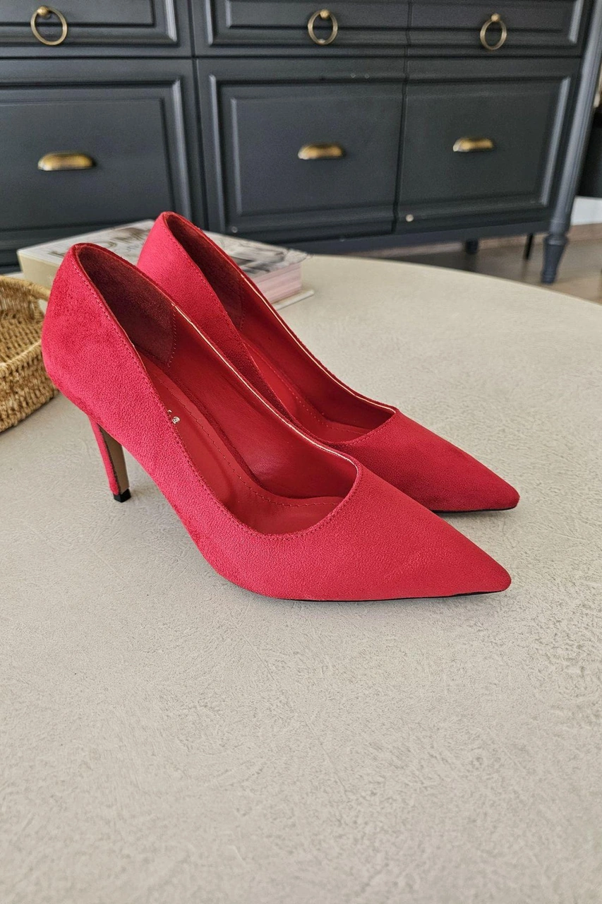 10 1814 Topukla Kadın İnce Topuklu Stiletto Ayakkabı Kırmızı Süet