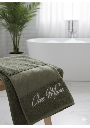 One More Internatıonal Banyo Havlusu Haki