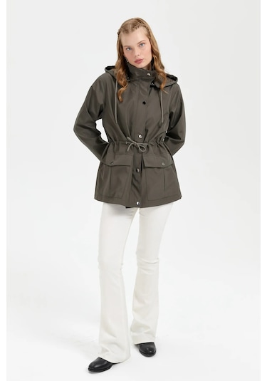 Desen Triko Kadın Kapüşonlu Kapaklı Cepli Kısa Trençkot 24416 Yeşil Yeşil
